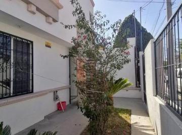 Casa · 180m² · 3 Recámaras · Rento Casa en Col Jardines Coloniales Al Norte Saltillo