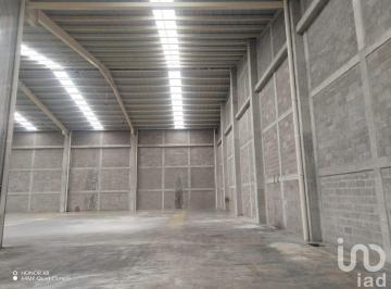 Bodega comercial · 2800m² · 1 Recámara · 10 Estacionamientos · Cuautitlan Izcalli Bodega Renta Zona Industrial