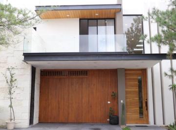 Casa de 3 habitaciones, León · Casa en Venta La Campiña