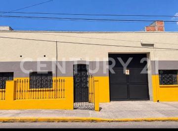 Inmueble productivo urbano · 215m² · 17 Estacionamientos · Inmueble Productivo en Renta