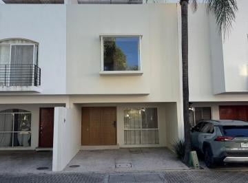 Casa en condominio de 3 habitaciones, Zapopan · Casa en Condominio en Venta en Privanza Ecoseattle, Lomas de Atemajac