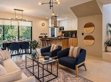 Casa de 3 habitaciones, El Marqués · Casa en Zibatá con Recámara en Planta Baja y con Alberca