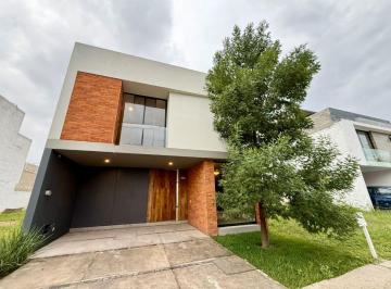 Casa en condominio de 3 habitaciones, Zapopan · Casa en Renta, Residencial Solares Soare 3