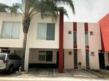 17e0648e386c83cf4ee98e28d0f0053b7b92e930b94c4286f4bf8eecda3c3a73 · Renta Casa Queretaro. Terranova Corregidora
