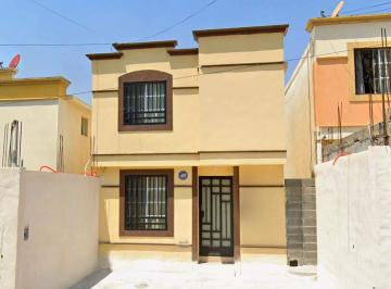 Casa de 3 habitaciones, Santa Catarina · Excelente Oportunidad: Casa en Remate En, Villas del Mirador, Cdad. Santa Catarina, N. L.