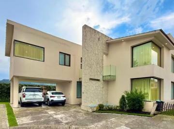Casa de 4 habitaciones, Zinacantepec · Residencia en Venta en Zinacantepec