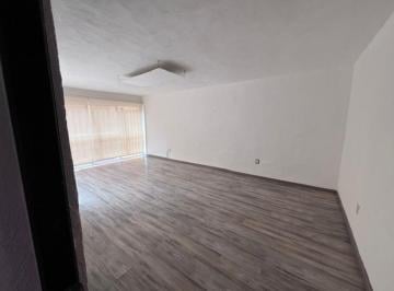 Dúplex de 2 habitaciones, Naucalpan de Juárez · Casa Duplex Planta Baja Ciudad Satelite, Naucalpan, Edo. Mex.