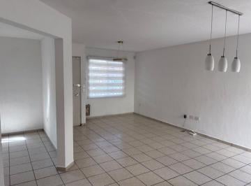 Casa de 3 habitaciones, Aguascalientes · Casa en Renta en Rancho Santa Mónica