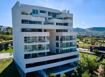 Departamento · 611m² · 4 Recámaras · 4 Estacionamientos · Penthouse en Venta Lomas de Angelopolis $26,520,000