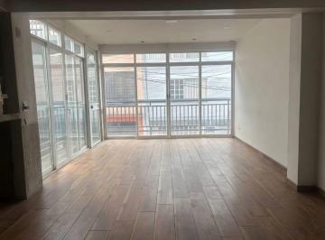 Casa de 2 habitaciones, Venustiano Carranza · Casa en Venta en Venustiano Carranza | Amplios Espacios y Excelente Ubicación