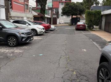 Casa de 3 habitaciones, Venustiano Carranza · Excelente Opción en Calle Cerrada, Gran Ubicación.