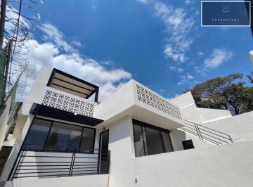 Casa · 168m² · 3 Recámaras · 1 Estacionamiento · Casa en Venta en Jardines de Cuernavaca