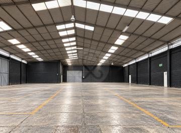 Bodega comercial · 2500m² · 30 Estacionamientos · Bodega Comercial en Venta en San Simón Ticumac