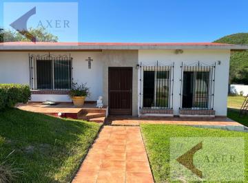 Quinta · 2970m² · 2 Recámaras · 6 Estacionamientos · Venta: Hermosa Quinta en El Huajuquito, Santiago, N. L.