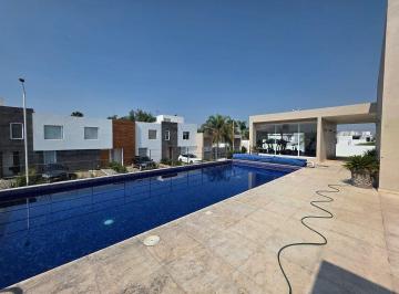 a12698d9655a2bbe56e7da1a60d1e602f98457507cd3f95e4c693e44bc2207c4 · Casa en Renta en Juriquilla Santa Fe | Amueblada | 2 Recámaras