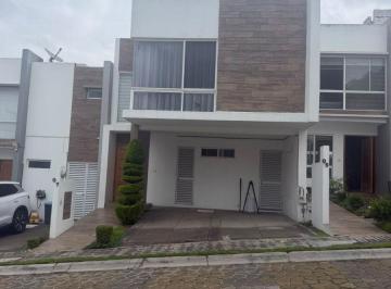Casa en condominio de 3 habitaciones, San Andrés Cholula · Casa en Renta (Cluster con Alberca)