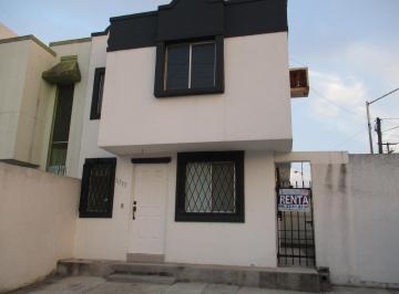 Casa · 92m² · 3 Recámaras · 2 Estacionamientos · Casa en Renta Los Pinos, San Nicolás de Los Garza