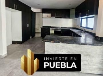 Casa en condominio de 4 habitaciones, San Andrés Cholula · Casa en Renta en Lomas 2
