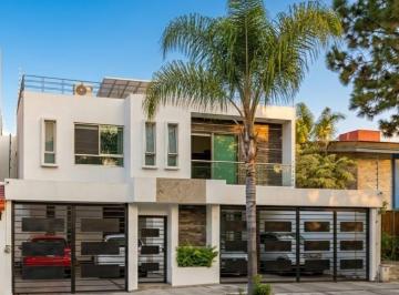 Casa de 4 habitaciones, Zapopan · Venta Residencia Bugambilias, Intimidad Familiar y Gran Anfitrión