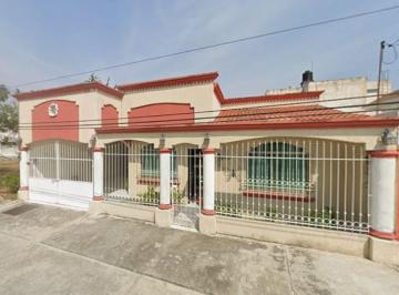 Casa de 4 habitaciones, Comalcalco · Venta de Casa Clavales Las Rosas Comacalco Tabasco
