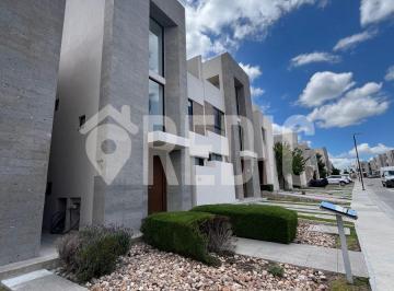 Casa de 2 habitaciones, Querétaro · Casa en Venta en Altos Juriquilla