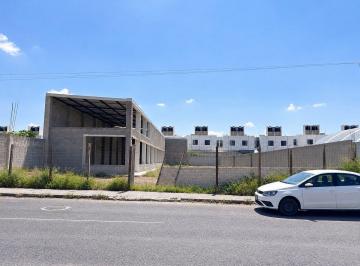 26650c0139f024140d6e1708783485d0345256fcc6e35b247e0f827a98e5fb56 · Terreno en Renta Av de La Luz Querétaro Uso Comercial en Av Principal