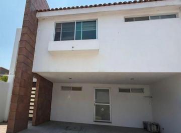 Casa de 3 habitaciones, Puebla · Casa en Renta en San José Carpintero
