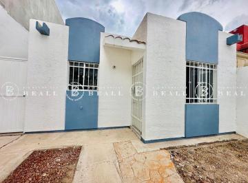 Casa de 2 habitaciones, Chihuahua · Casa de Una Planta en Venta en Mision Universidad Al Norte $1,750,000