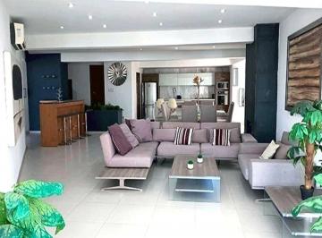 53e3354bf7d050fe11e88104cc6f98c3b80f364af45c25cd31bbc91eb8991f4f · Penthouse de Lujo 208 m² con Vista Panorámica | Edificio Conimex – Zona Minerva/