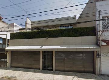 Casa de 4 habitaciones, Azcapotzalco · Casa en Venta en La Colonia Claveria
