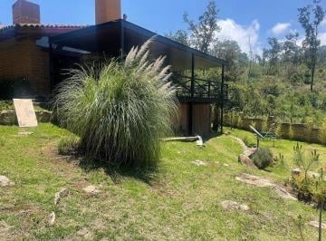 Casa en condominio de 5 habitaciones, Tapalpa · Cabaña en Venta Fracc Bosques de La Cañada Tapalpa Jalisco