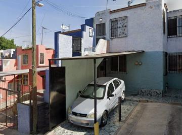 1ab7f87728d086bb906ba0668e443155c6b5e488ac3d55797ae28594d4661f8a · Oportunidad de Inversión | Casa Dúplex en Planta Alta en Balcones de Santa Maria
