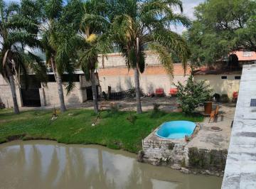 Alberca  · Rancho o Casa de Campo