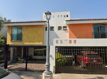 Casa en condominio de 2 habitaciones, Puerto Vallarta · Casa C. Rio Potomac, Fraccionamiento Fluvial, Puerto Vallarta, Jalisco/ Gran Oportunidad de Inversion