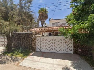 Casa de 4 habitaciones, Chapala · Casa en Venta en Cardenal, Chapala Haciendas, Jalisco