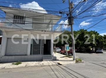Local comercial · 96m² · Local Comercial en Esquina