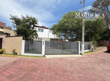 Casa de 3 habitaciones, Yautepec · Adquiera Esta Agradable Casa en Exelente Precio, en Fraccionamiento con Vigilancia y Buena Ubicacion