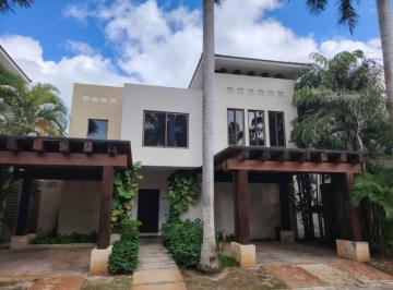 Casa de 3 habitaciones, Mérida · ¡Presenta Tu Oferta! Casa en Yucatán Country Club!
