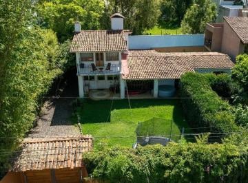 Casa de 5 habitaciones, Valle de Bravo · Venta Casa Valle