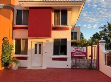 Casa en condominio de 4 habitaciones, Mazatlán · Propiedad en Villa Marina Residencial - Casa + Departamento en Una Misma Inversión