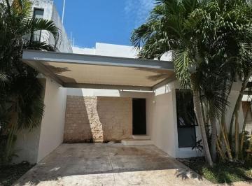 Casa · 112m² · 2 Recámaras · 2 Estacionamientos · Casa en Venta en Loma Urban Homes, Chuburná