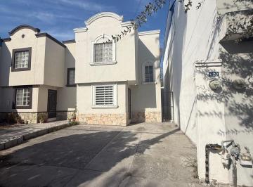 Casa · 65m² · 2 Recámaras · 1 Estacionamiento · Casa en Venta Rincon de Los Cristales 2 Sector, Apodaca, Nl