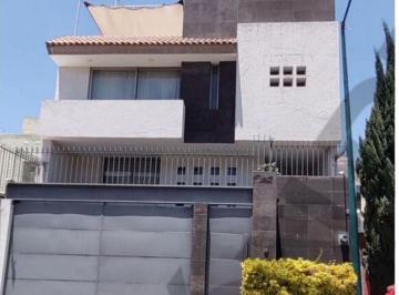 Casa de 4 habitaciones, Coyoacán · Venta de Casa Fraccionamiento del Parque Coyoacán Aarr