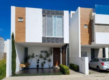 Casa de 3 habitaciones, Aguascalientes · Casas en Venta en Aguascalientes Norte en Punta del Cielo Super Funcional y Comoda