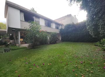 Casa de 3 habitaciones, Alvaro Obregón · Jardín con Casa en Tlacopac, San Angel.