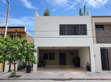 Casa de 3 habitaciones, Guadalupe · 0776 - Casa en Venta en Valle Torremolinos, Guadalupe Nl
