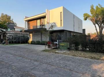 Casa en condominio de 4 habitaciones, Tlajomulco de Zúñiga · Venta de Casa Habitación en Planta Baja. Zona Liverpool Sur