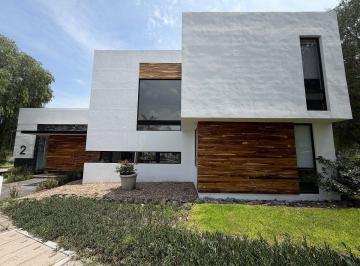 8f8243cb50e612df8be0c96f19e8bec55f1baf08122bfd2ae1e40054c2775930 · Casa Balvanera South Hill