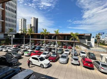 Local comercial , Mazatlán · Local en Renta en Plaza Laguna de 124 m² en Av Reforma
