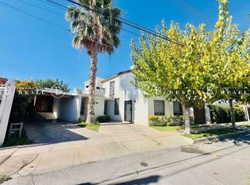 Casa de 3 habitaciones, Chihuahua · Casa en Venta en Fraccionamiento Parque de San Felipe Etapa V